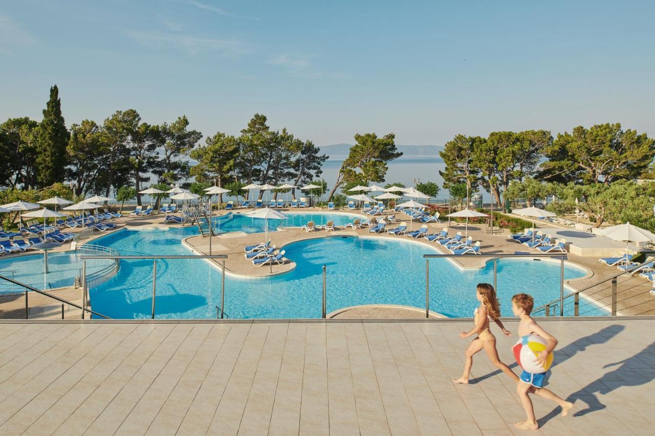 Bluesun hotel Neptun - All inclusive Tučepi Esterno foto