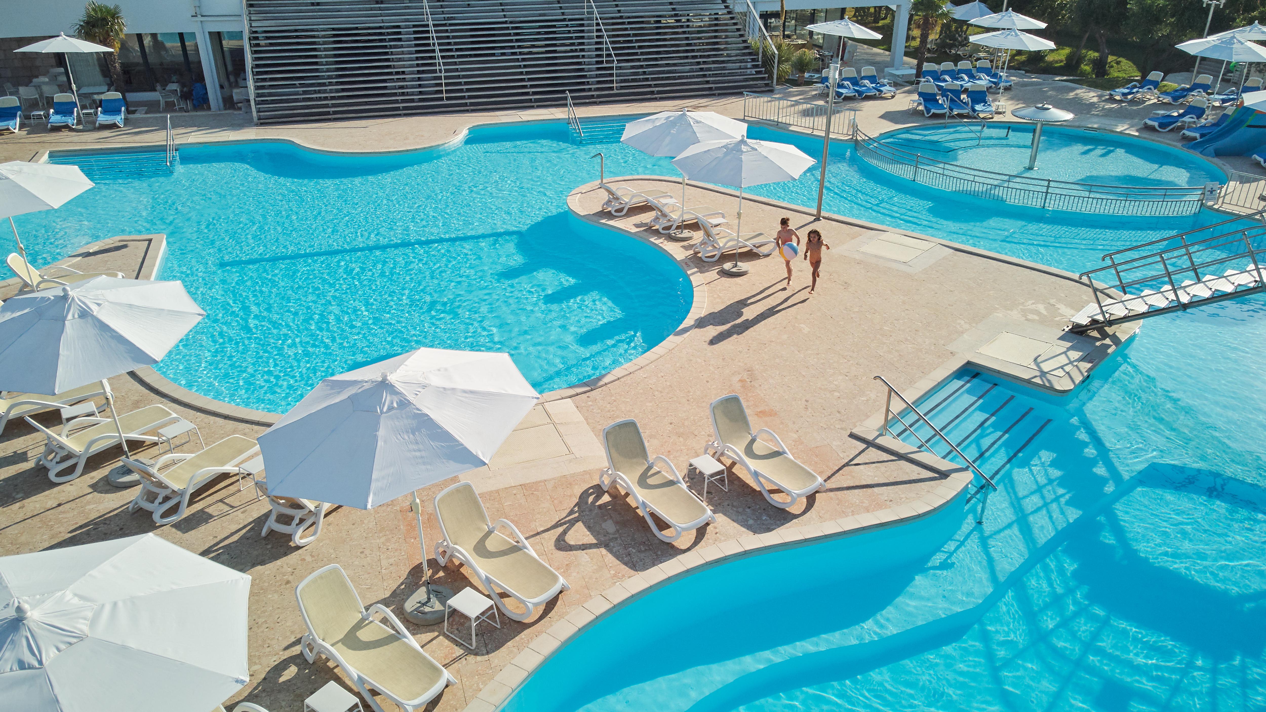 Bluesun hotel Neptun - All inclusive Tučepi Esterno foto